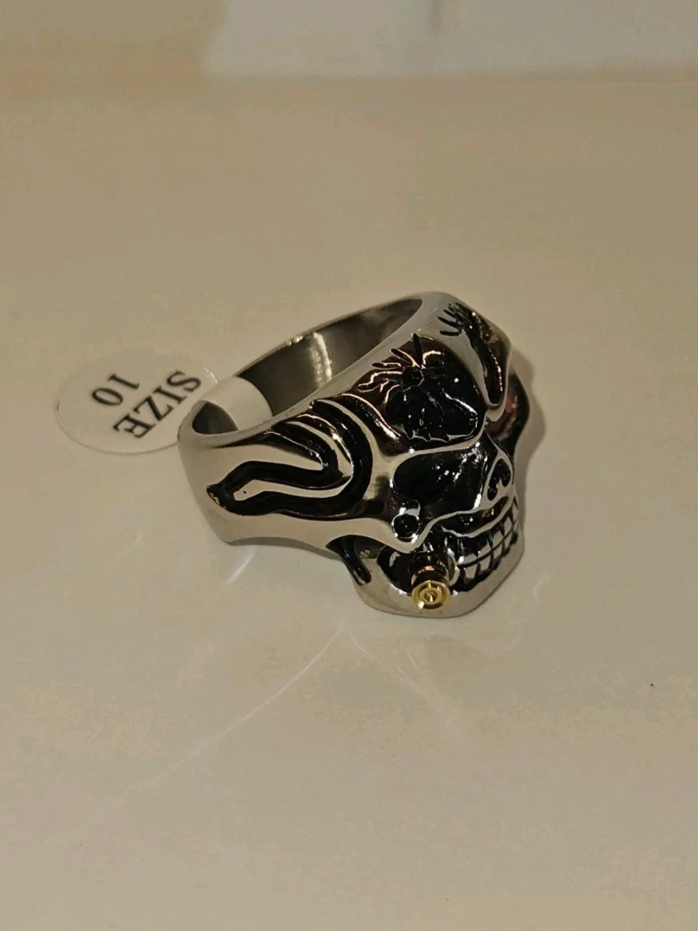Mens Gothic Biker Skull Ring. Size 10 NEW
